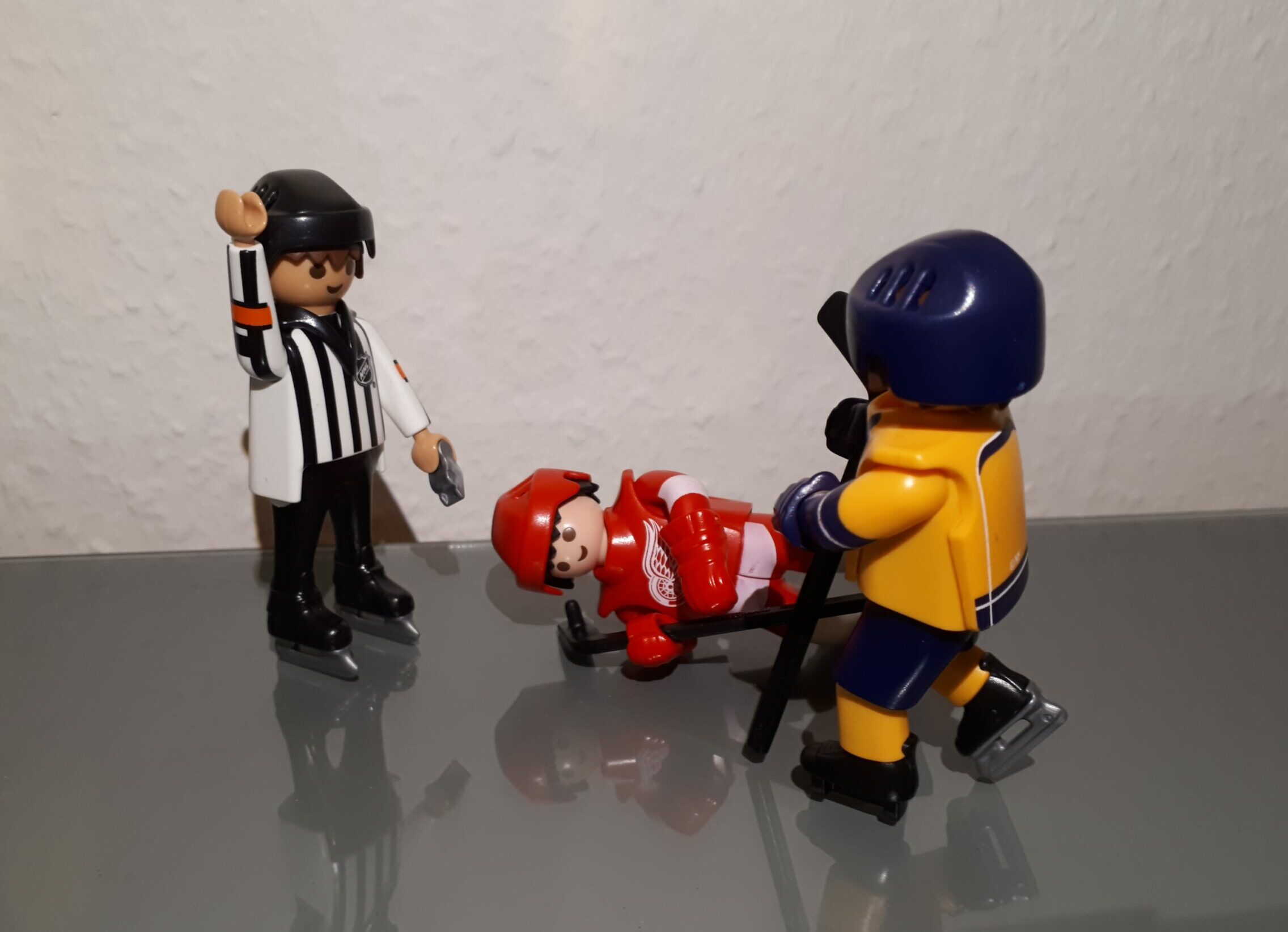 #032 NHL New York Islanders with Arthur Staple – and a referee controversy