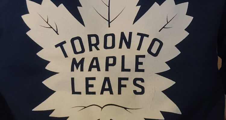 #656 NHL News mit Toronto ohne Kurs, Leafs vs. Gudas, Torts Debut