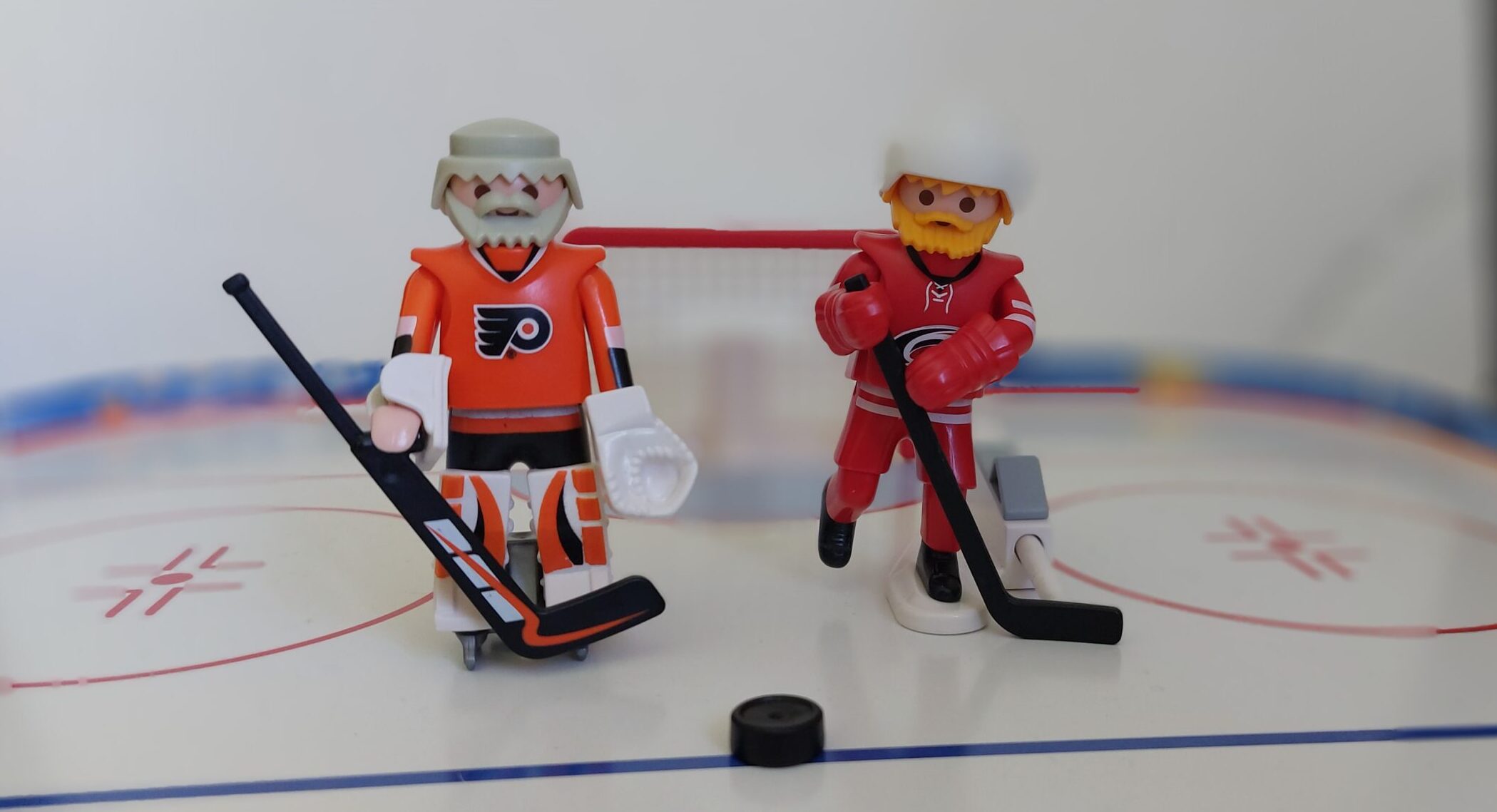 #680 NHL Playoffs 2026 – Runde 2 – Canes gnadenlos, Ducks stellen auf 2-2